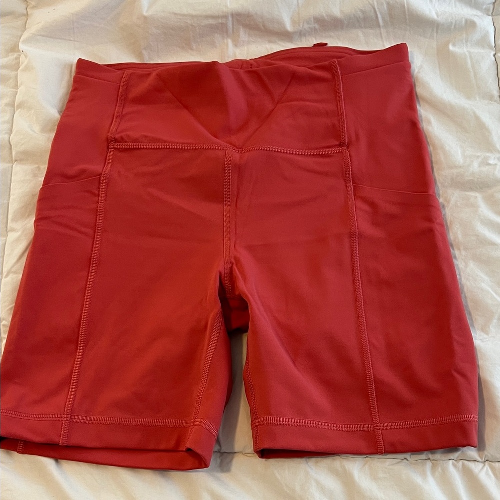 Women's Lululemon Swift Speed shorts 6 inch